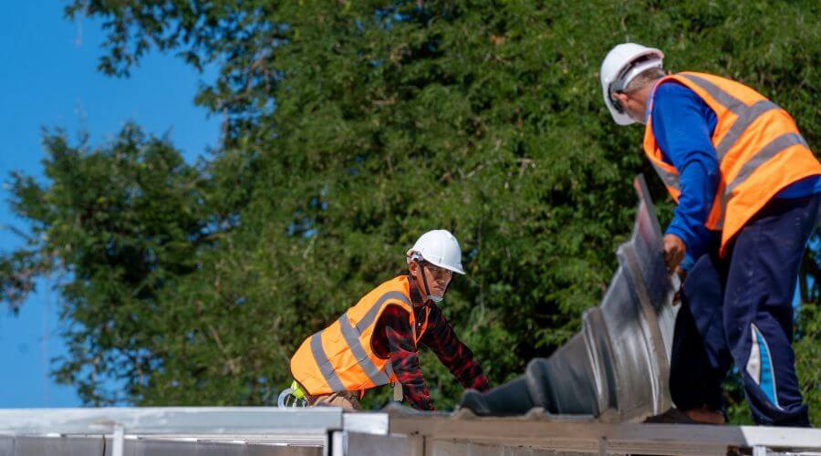 Professional gutter cleaning in Marvin, SD